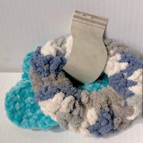 Fuzzy Chenille Scrunchies Camouflage Camo Blue Gray White and Teal NEW Set of 2 - Picture 2 of 8